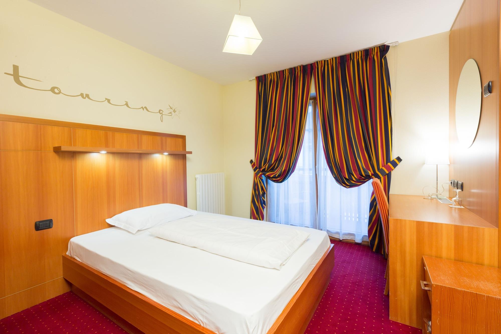 Hotel Touring Livigno Esterno foto