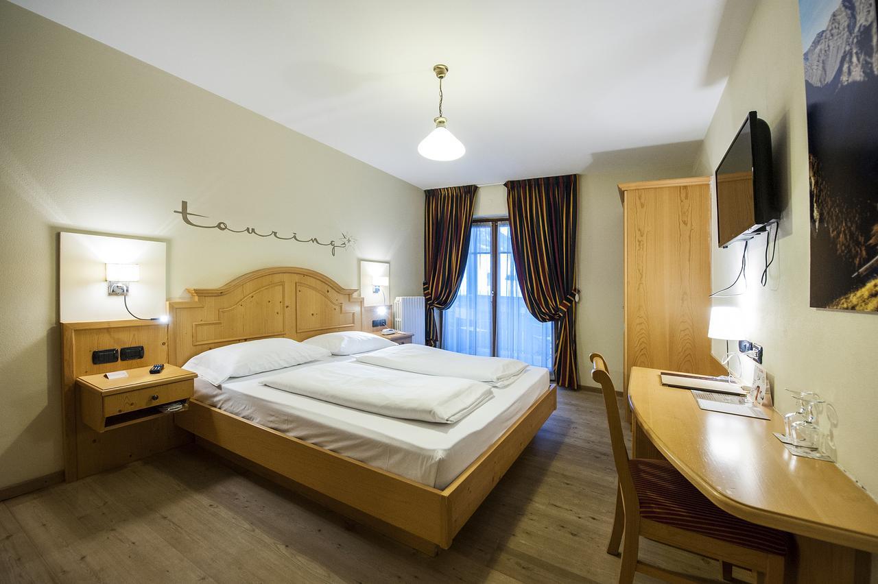 Hotel Touring Livigno Esterno foto