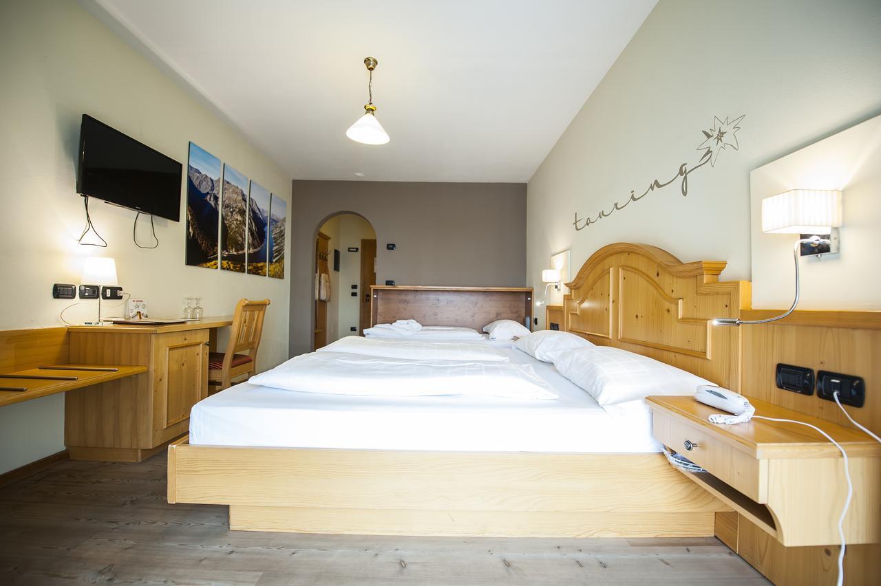 Hotel Touring Livigno Esterno foto